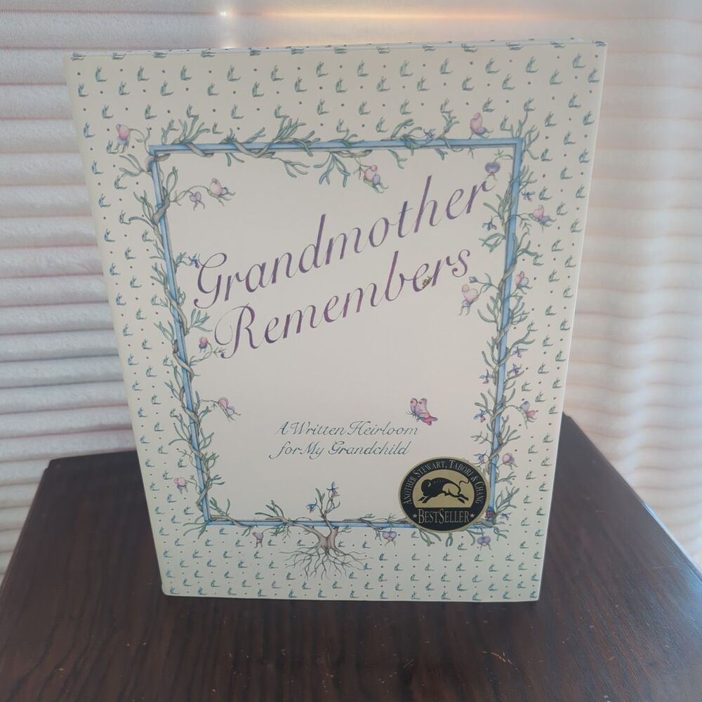 1983 GRANDMOTHER REMEMBERS Heirloom for My Grandchild Memory Book Unused HC